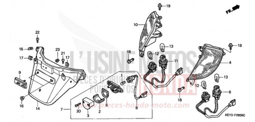 TAILLIGHT/REAR FENDER FES125W de 1998